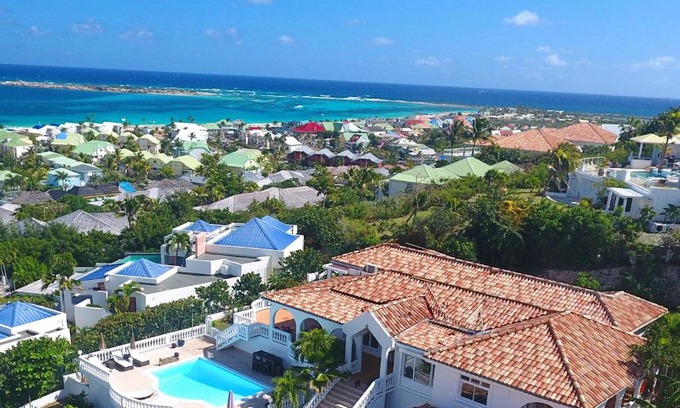 Orient Bay Villa | 3 bedrooms villa at Saint Martin 500 m away from the beach with shared pool jacuzzi and wifi