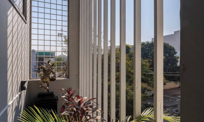 Vaishali Nagar House | 3 BHK luxury art villa Garuda - Lalluji luxe