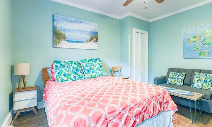 Bradley Beach Apartment | 3 blocks to the beach .3 to Asbury Park