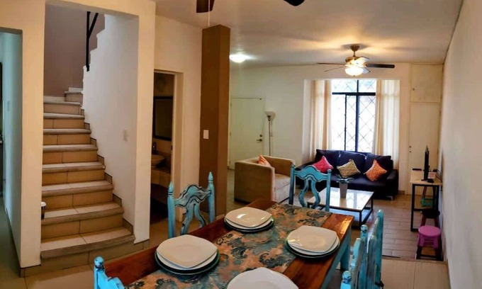 Tuxtla Gutierrez House | 3 BR House +2 AC @ Caña Hueca & Starbucks Fuente