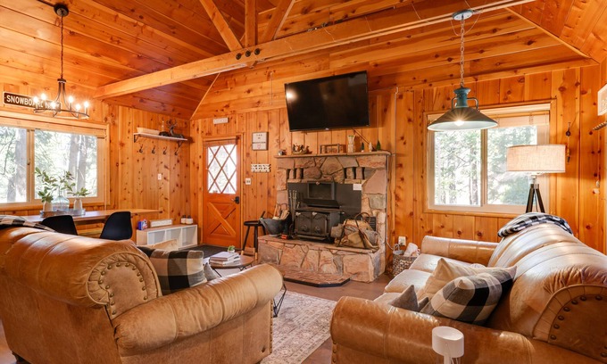 Dorrington Cabin | 3 Mi to Big Trees State Park: Cabin w/Scenic Deck