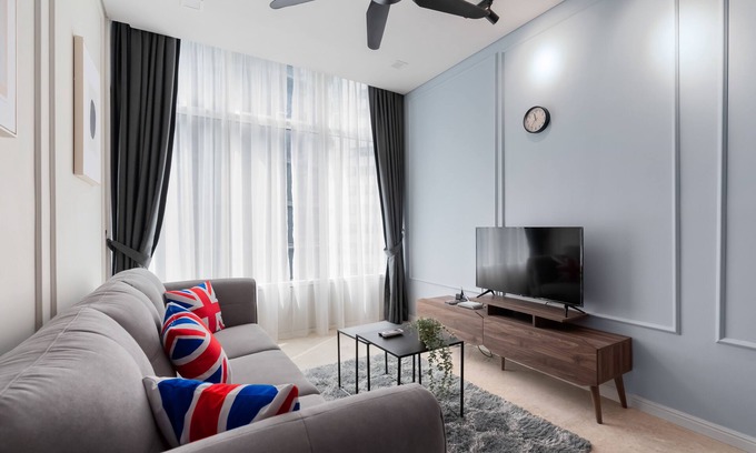 Kuala Lumpur City Centre Apartment | 3 Mins-Walking Distance to KLCC, Luxury Apartment at Sky Suites KLCC