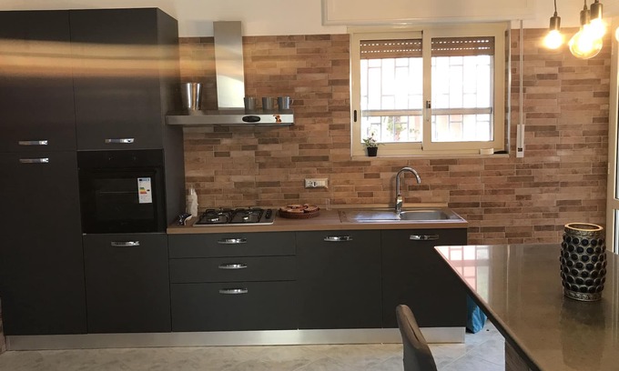 Monte di Procida House | 3 minutes from the sea and 3 minutes from the lake! Apartment with equipped outdoor area