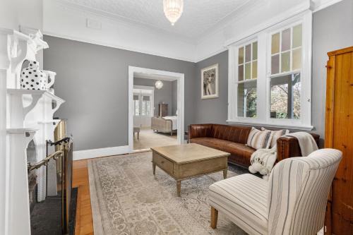 Armidale House | 3 Murray