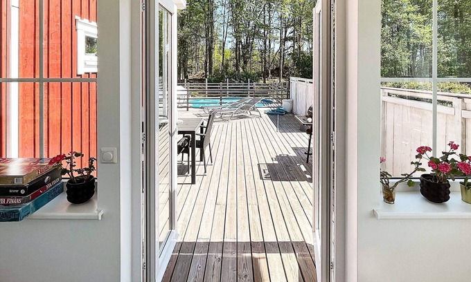 Rockneby House | 3 person holiday home in NISSAFORS