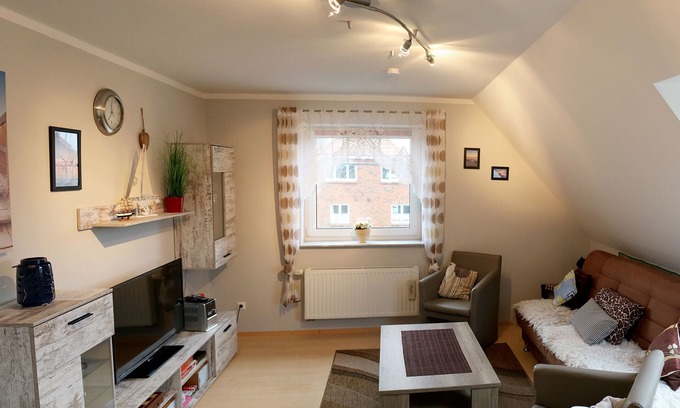 Warwerort Apartment | 3 room comfort apartment for 4 people WiFi bed linen towels at Büsum