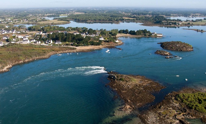 Locoal-Mendon House | 3-room house, Ria d'Étel view, fenced garden, near sea and beaches