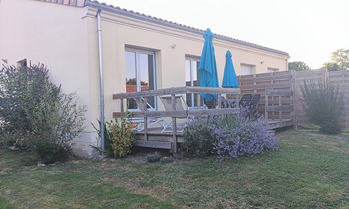 Saint-Ciers-dAbzac House | 3-star tourist accommodation in the Bordeaux wine region - free parking