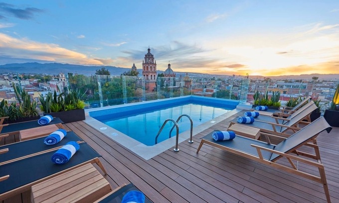 Centro Historico House | 3 Tranquil Rooms Near Tangamanga Park – Perfect for Relaxation