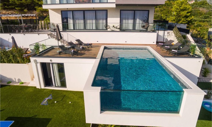 Klis House | 300 m² House ∙ 5 bedrooms ∙ 10 guests