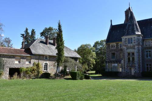 Mauleon House | 300 m² House ∙ 6 bedrooms ∙ 15 guests