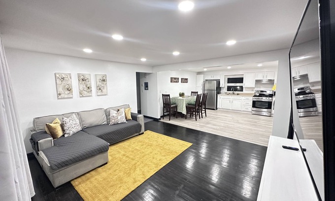 Belleville Apartment | 30minNYC/15minEwR/10minDreamMall&Metlife