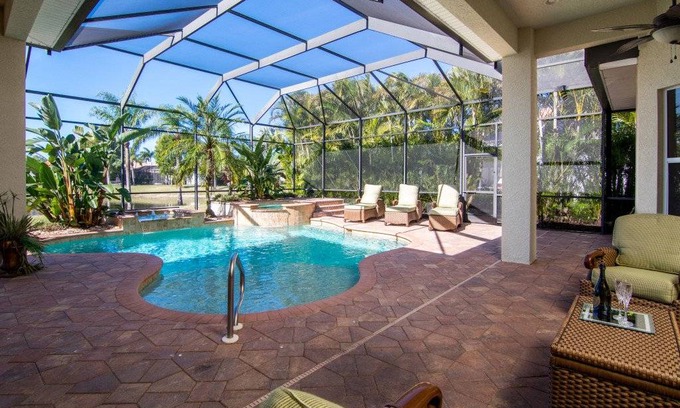 Biggar House | 316 m² House ∙ 4 bedrooms ∙ 6 guests