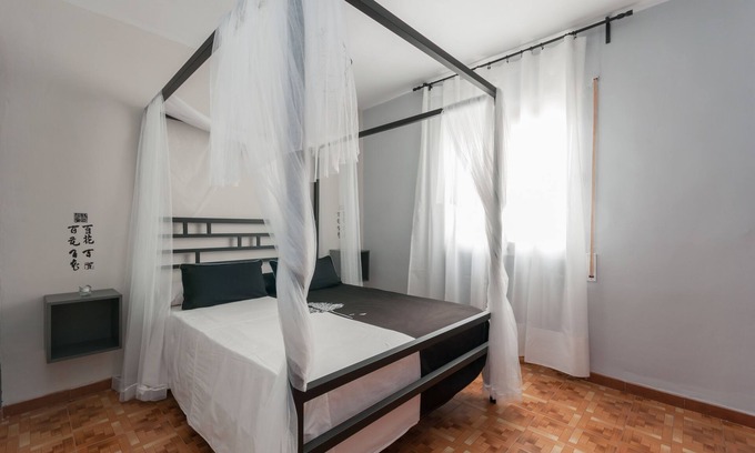 Carabanchel Apartment | 32 Marques Real Wifi A/C Free steet parking