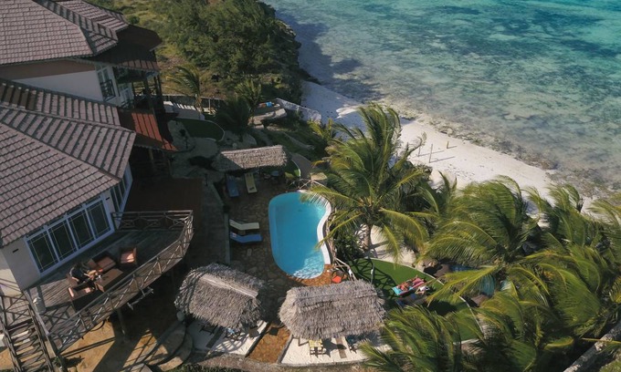 Makunduchi Villa | 325 m² Villa ∙ 8 bedrooms ∙ 19 guests