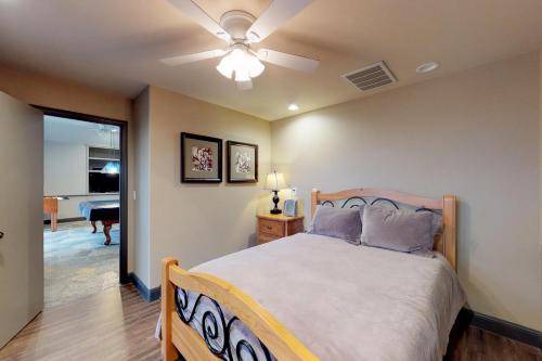 Shaver Lake House | 328 m² House ∙ 4 bedrooms ∙ 10 guests