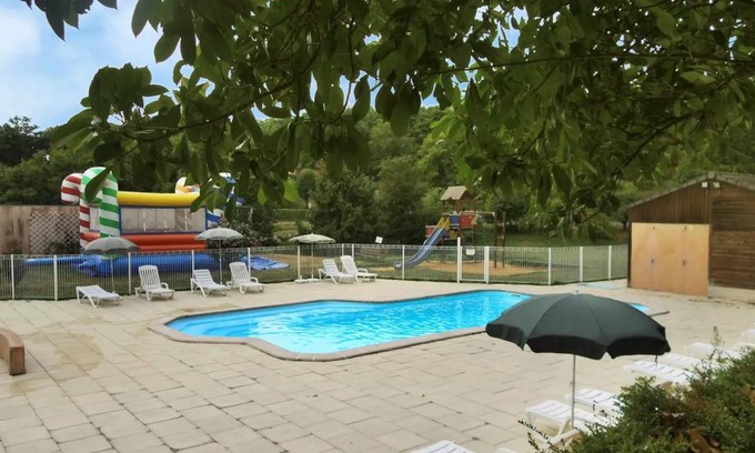 Saint-Plantaire Apartment | 33 m² Apartment ∙ 2 bedrooms ∙ 6 guests