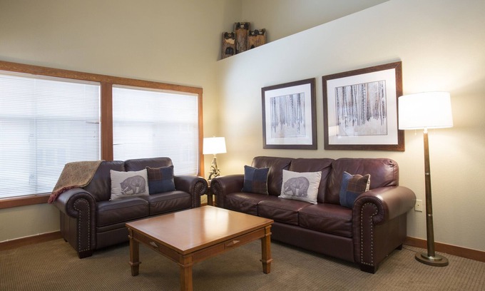 Salt Lake Mountain Resorts Condo | 3322 - Two Bedroom Deluxe Powderhorn Lodge by RedAwning