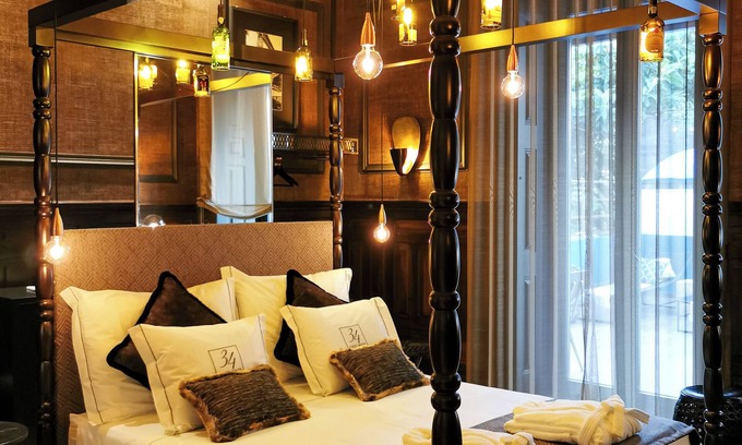 Setubal House | 34 Guest House