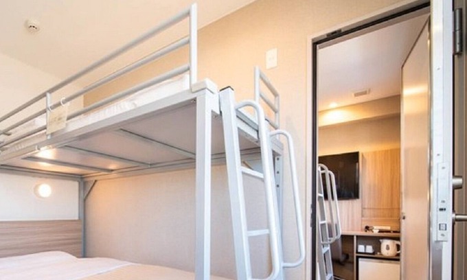 Takagi-mura House | 34 people smoking Connecting room s / Iida Nagano