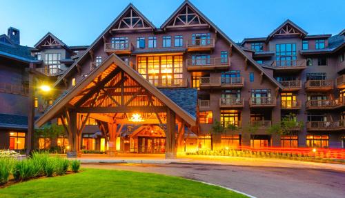 Stowe Area Resort | 347 Lodge At Spruce Peak Ski In Ski In Ski Out King Studio By Stowe Mountain Rentals