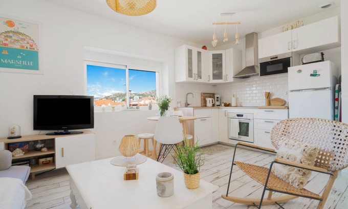 Mazargues Apartment | 35 m² Apartment ∙ 1 bedroom ∙ 2 guests