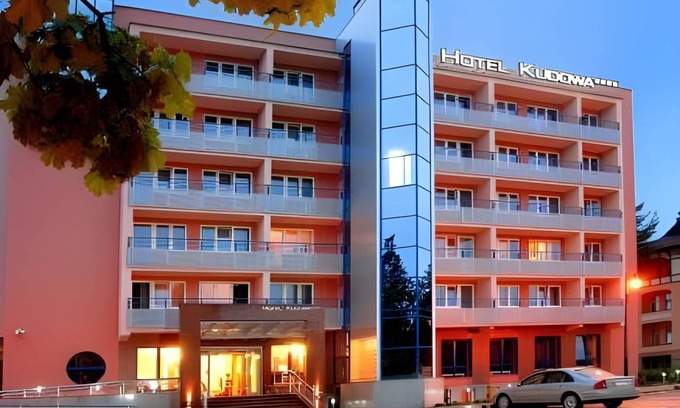 Kudowa Zdroj Hotel | 35 m² Hotel ∙ 4 guests