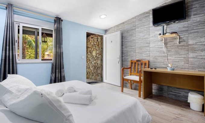 Armamar Resort | 35 m² Private room ∙ 1 bedroom ∙ 2 guests