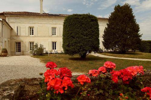 Lachaise House | 350 m² House ∙ 5 bedrooms ∙ 10 guests