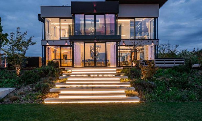 Tuchomerice Villa | 350 m² Villa ∙ 4 bedrooms ∙ 9 guests
