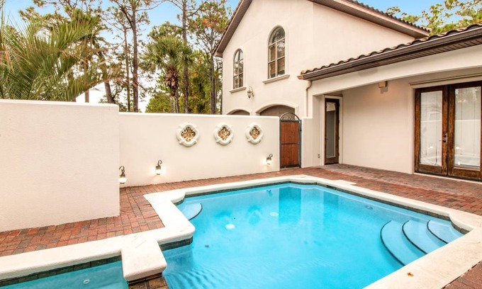 Emerald Waters Village House | 351 m² House ∙ 6 bedrooms ∙ 16 guests
