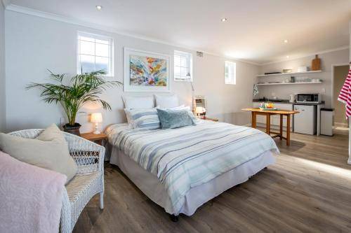 Hermanus City-Centre Apartment | 36 m² Apartment ∙ 1 bedroom ∙ 2 guests