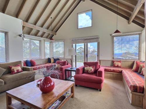 Dinner Plain Ski Chalet | 360 Degrees, alpine-getaways