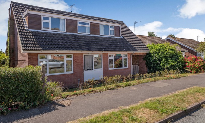 Deepdale Cottage | 38 DALE END, pet friendly, with a garden in Brancaster Staithe