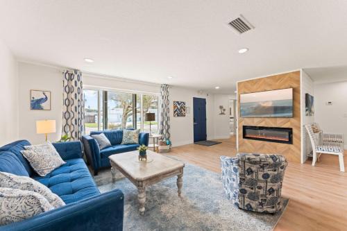 Harbor Heights Apartment | 384 Harbor Drive