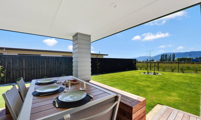 Richmond House | 39 Carmine Five Star 4-bedroom Holiday Home in Nelson/Tasman