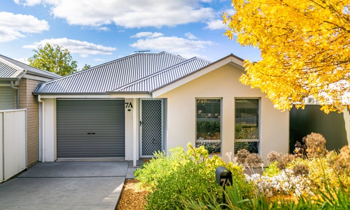 Mount Barker House | 3bedroom Modern Home in Mt Barker, 8km to Hahndorf