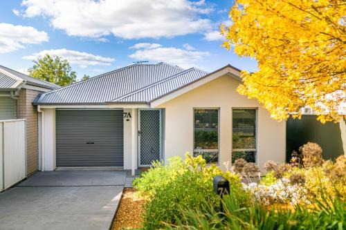 Mount Barker House | 3bedroom Modern Home in Mt Barker, 8km to Hahndorf