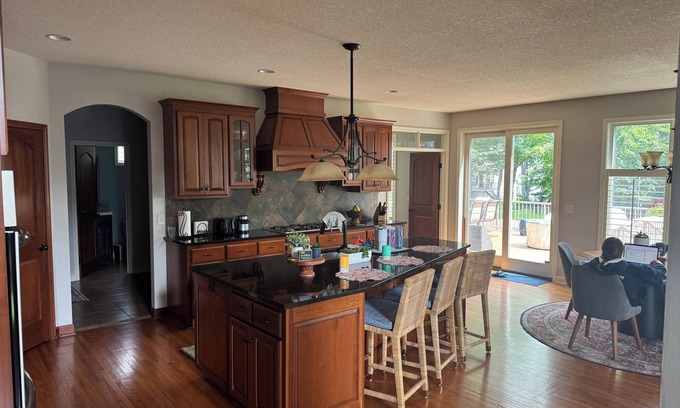 Blaine House | 3M Golf Immaculate Spacious 5-bedroom house in Blaine.