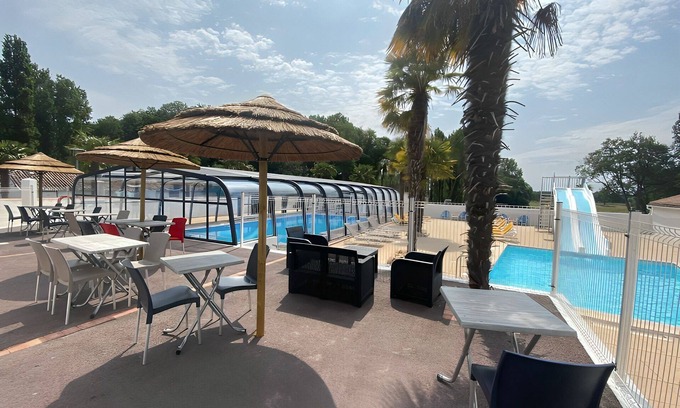 Notre-Dame-de-Riez House | 4/6 berth mobile home on a campsite in Notre Dame de Riez (85)