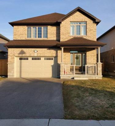 Stratford House | 4 BD Family Retreat
