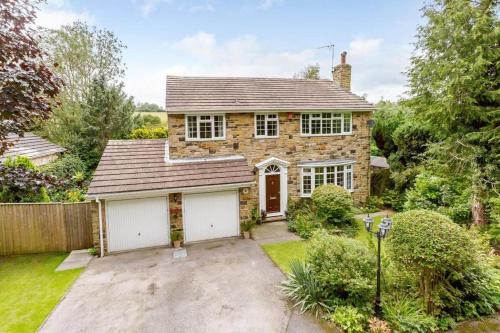 Bardsey House | 4-Bed House in Wetherby sleeps 8 near York