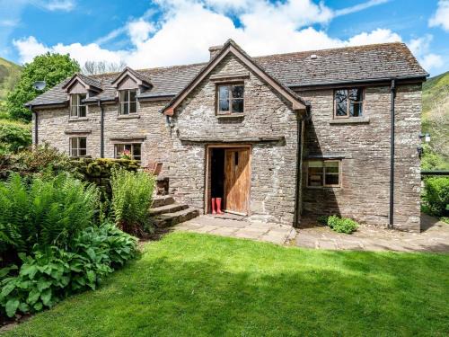 Longtown House | 4 Bed in Longtown 86497