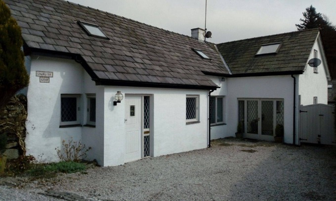High Newton House | 4 Bed Lakeland Barn Conversion close to lake Windermere, Cartmel & Grange