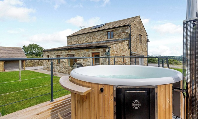 Fourstones Near Bentham Cottage | 4 bedroom accommodation in Tosside, near Skipton