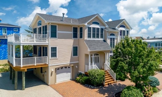 North Beach House | 4 bedroom accommodation in North Beach
