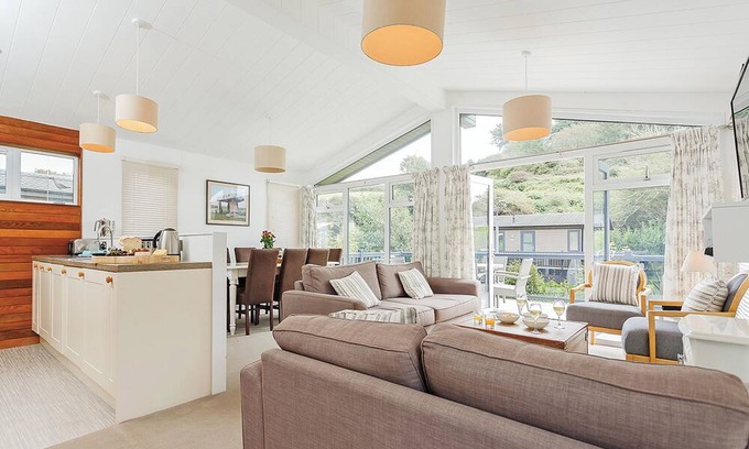 Mullion Ski Chalet | 4 bedroom accommodation in Mullion Cove, Helston