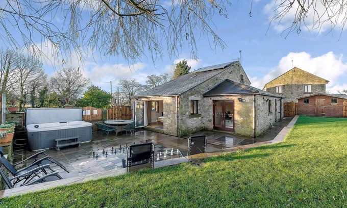 Preston Cottage | 4 bedroom accommodation in Inglewhite, near Longridge