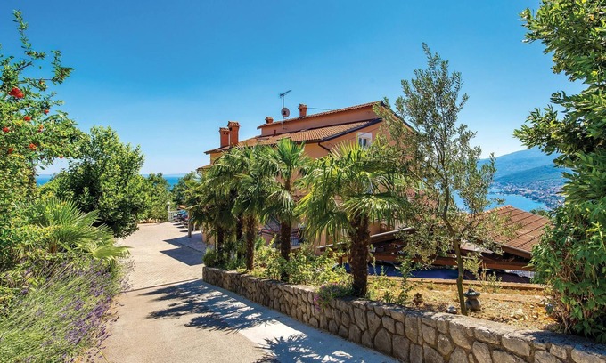 Rubesi Apartment | 4 bedroom accommodation in Kastav