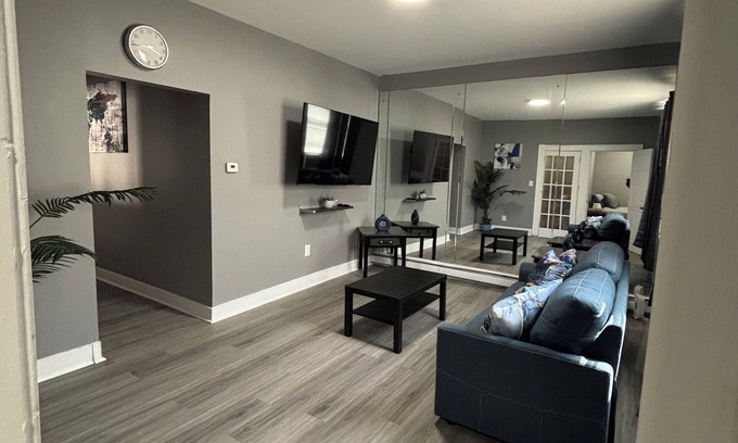Weequahic Apartment | 4 bedroom apartment by EWR Airport